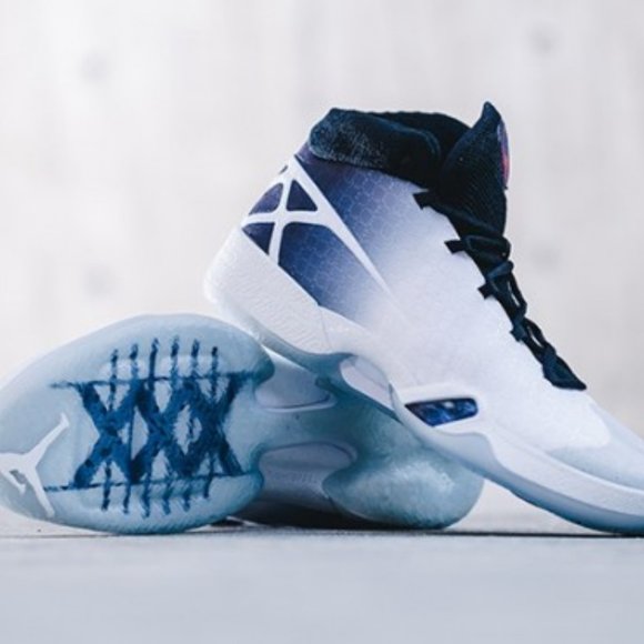 Jordan 30 White/Black-Wolf Grey (Slighty Customized) - Picture 14 of 15